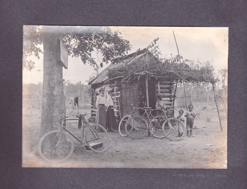 "Down in Ga, Savannah." Photograph from the James S. Silva Family papers, MS 2126