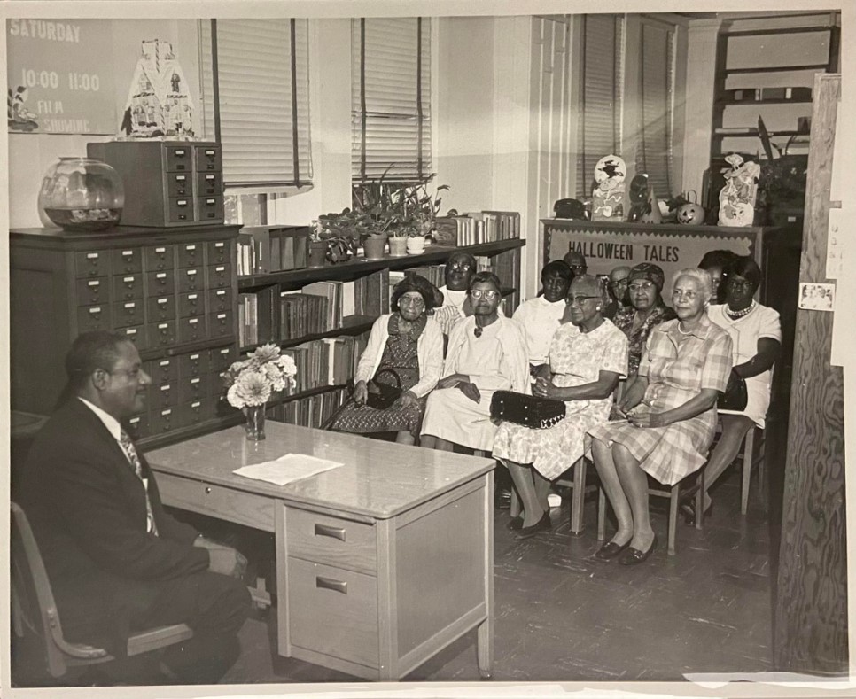 Monthly Meeting of Senior Citizens at Carnegie Library, Daisy Yuen, May 5, taken from Savannah Public Library genealogy archives.